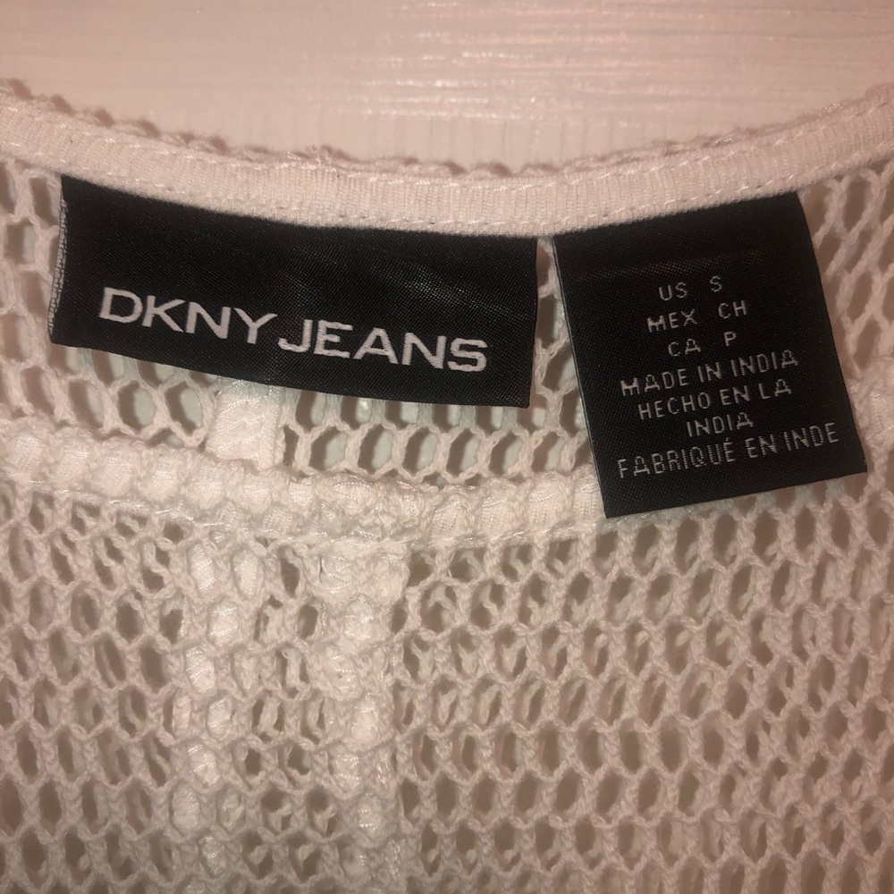 DKNY White Short Sleeve Top w/ tank small NWOT - Picture 2 of 6
